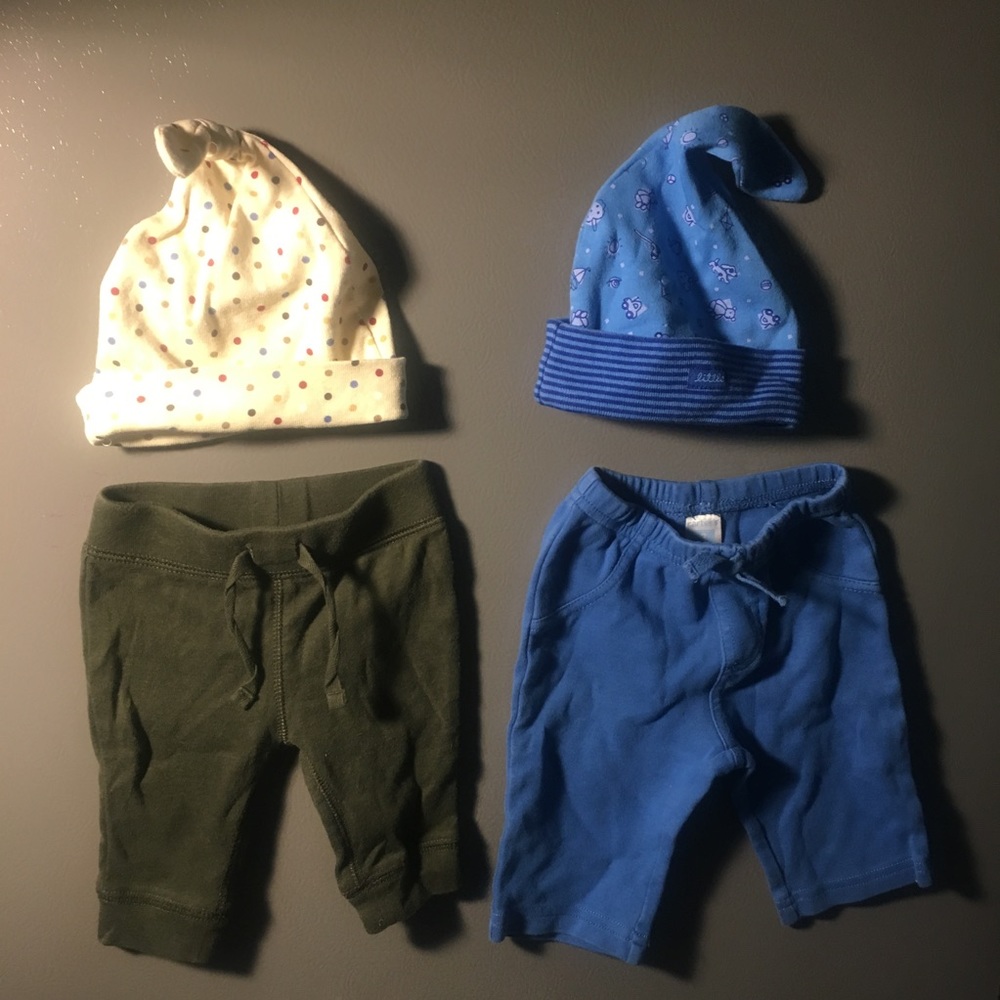 2 Set Bundle of Infant Outfits